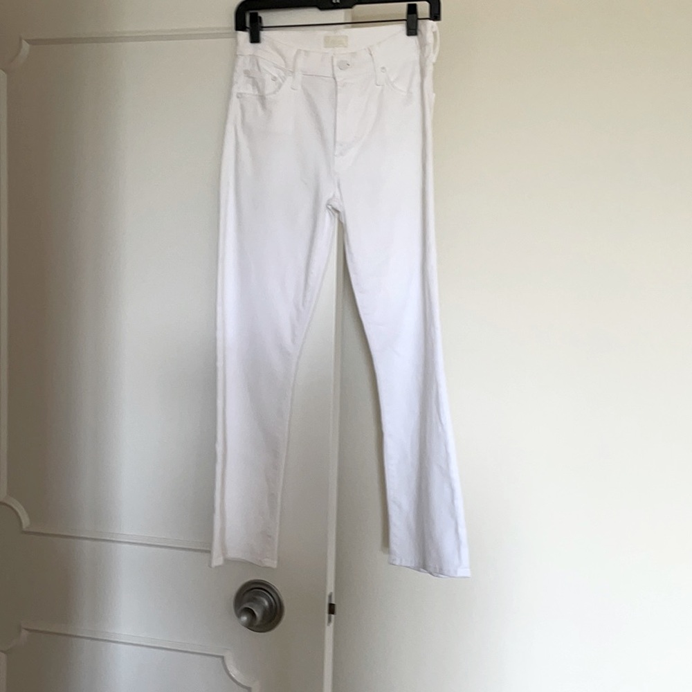 Comfortable MOTHER white jeans.